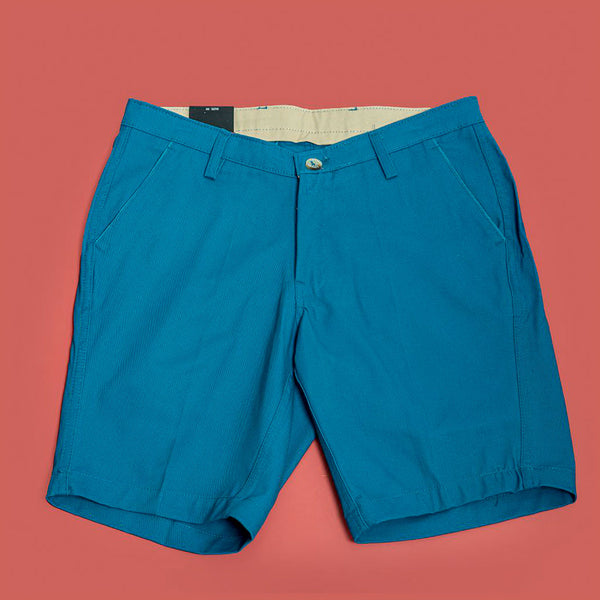 Bermuda shorts with pockets and loops