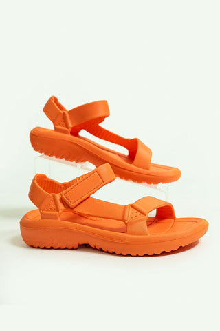 Sandals with rubber base and velcro